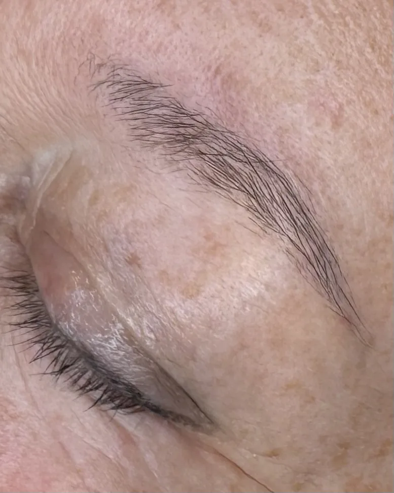 Nano Brows före behandling